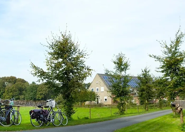 Heidehof Bed & Breakfast 3*